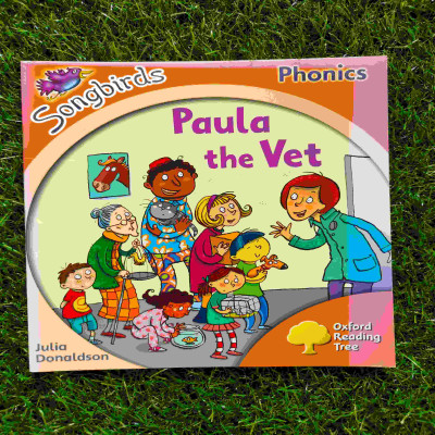 Songbirds Phonics - Level 6 - Paula the Vet